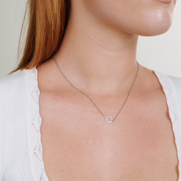 Tui - Clover Necklace Stainless Steel