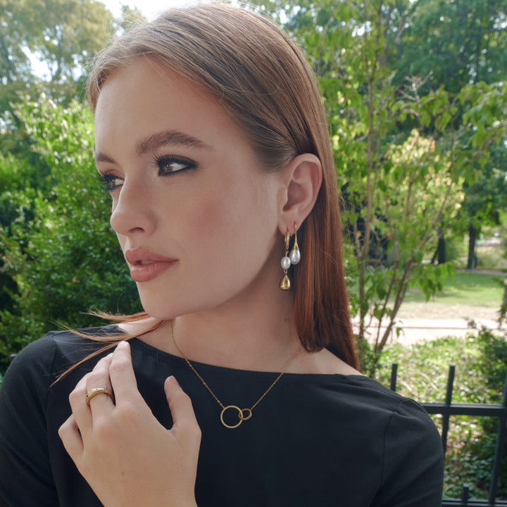 Laura - Pearl Hoop Earrings Stainless Steel