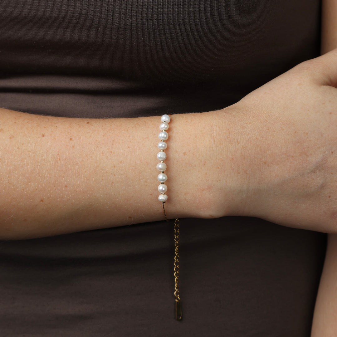 Loanna - Delicate Pearl Bracelet Stainless Steel